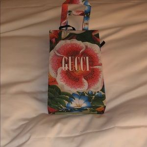 Gucci box